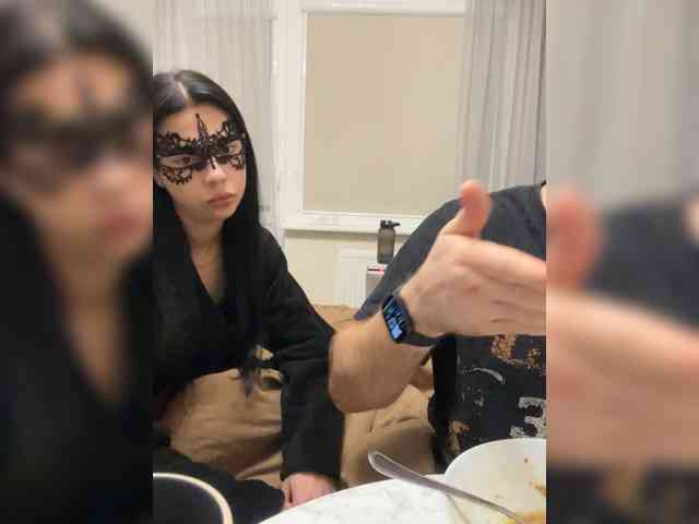 NoMoneyNoHoney webcam