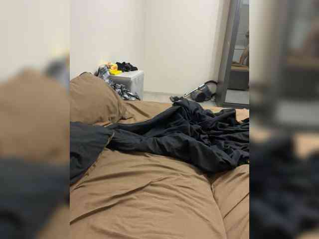 NoMoneyNoHoney webcam