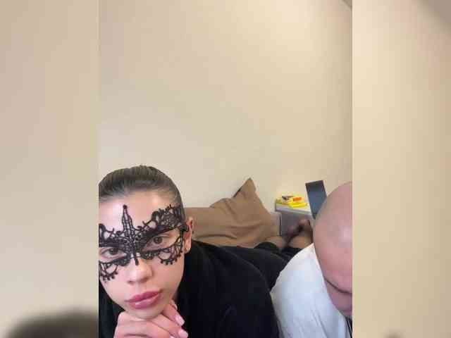 NoMoneyNoHoney webcam