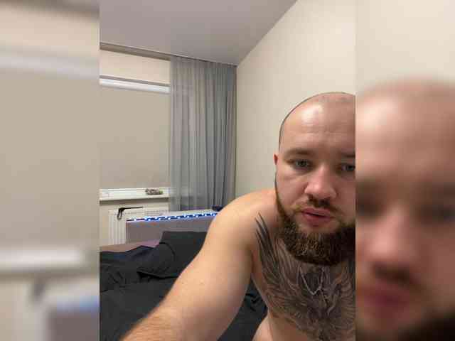 NoMoneyNoHoney webcam