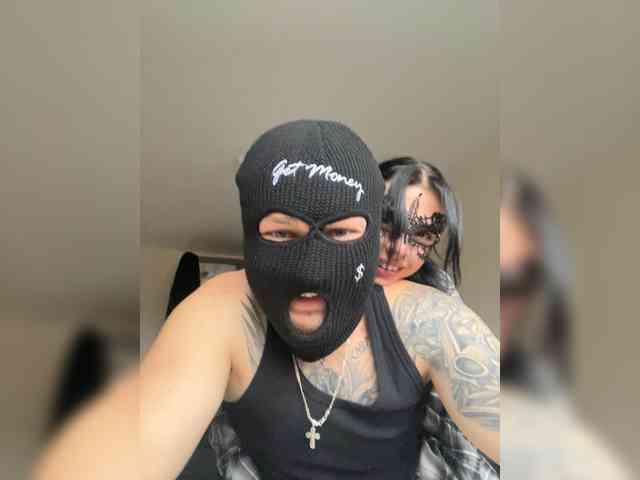 NoMoneyNoHoney webcam