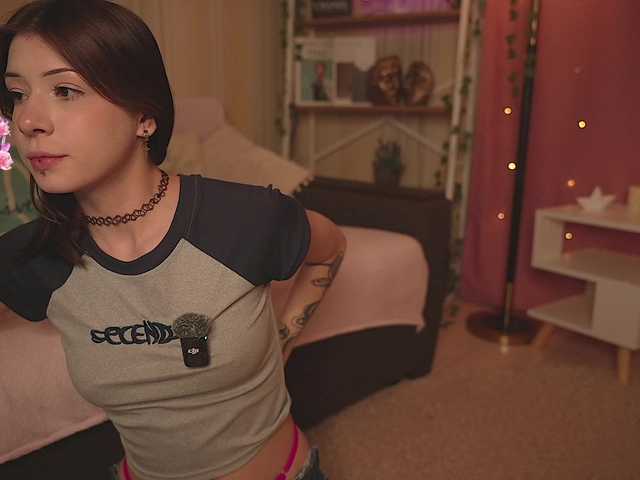 Winaria's BongaCams show and profile