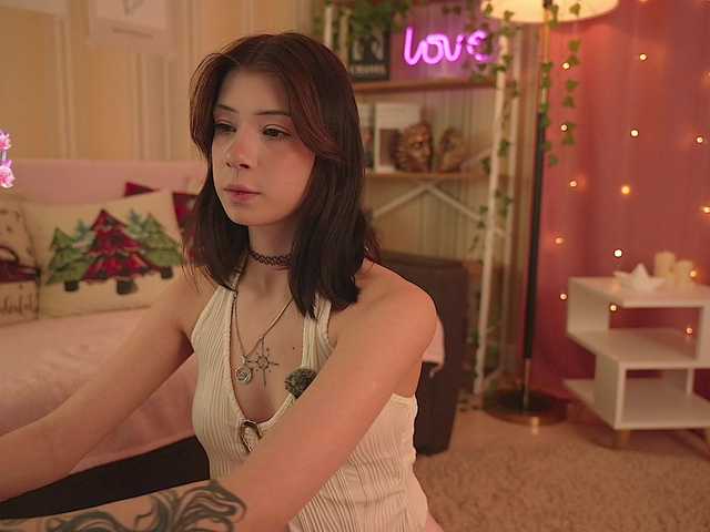 Winaria's BongaCams show and profile