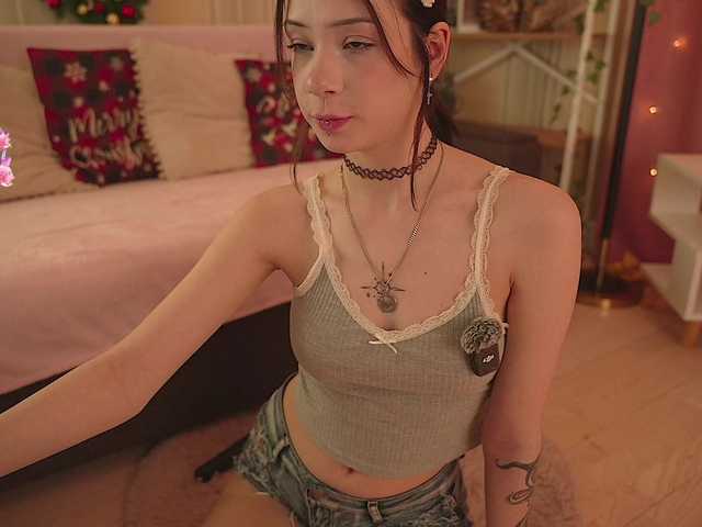 Winaria's BongaCams show and profile