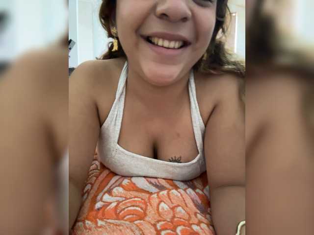 Nellycomm's Thumb Image