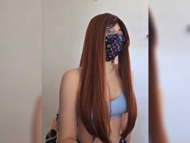 lynavave's BongaCams show and profile