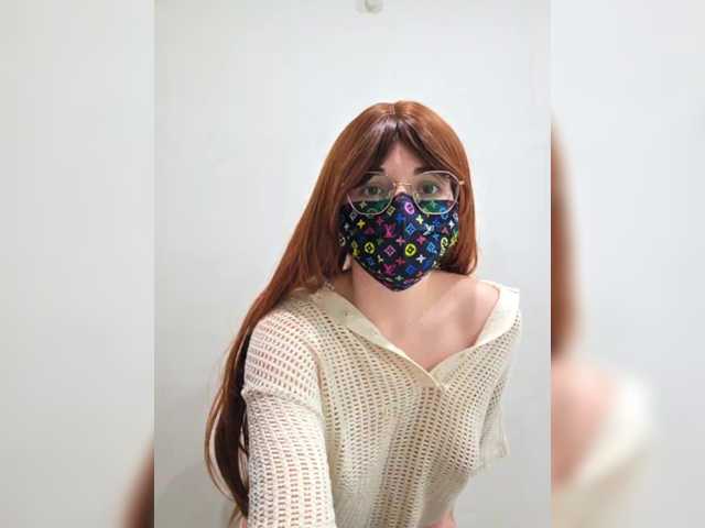 lynavave's BongaCams show and profile