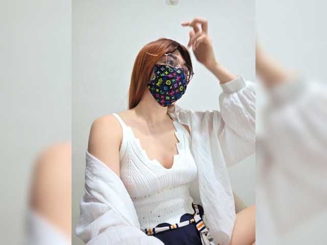 lynavave's BongaCams show and profile