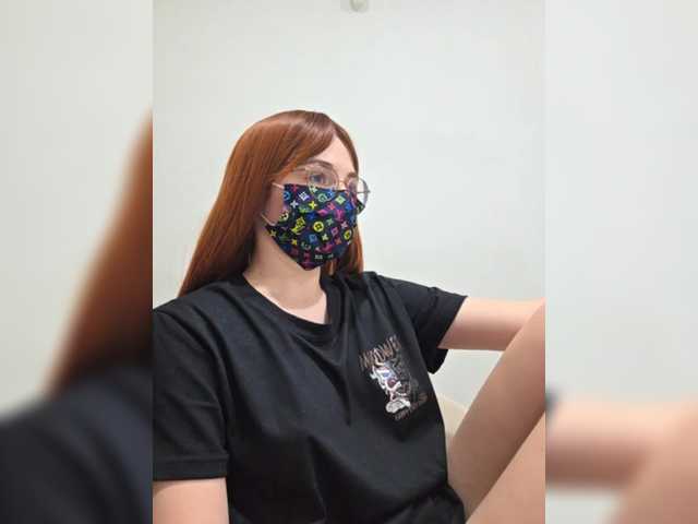 lynavave's BongaCams show and profile