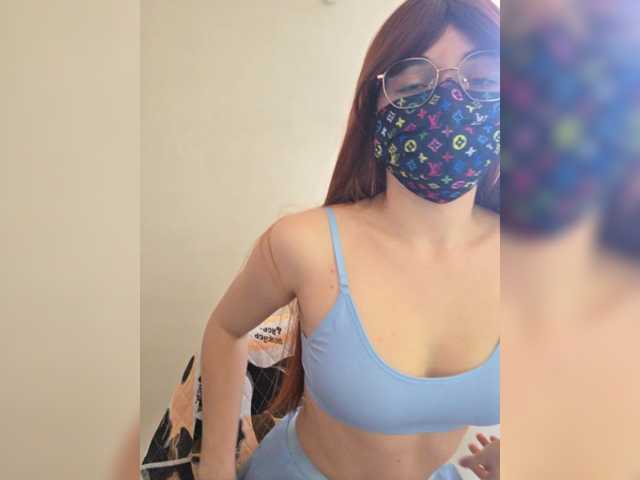 lynavave's BongaCams show and profile