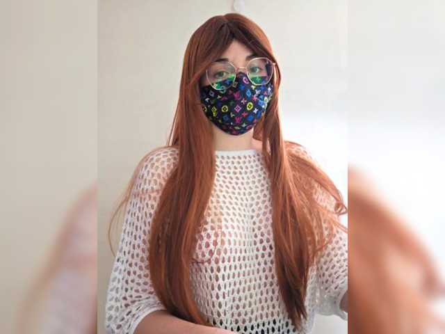 lynavave's BongaCams show and profile