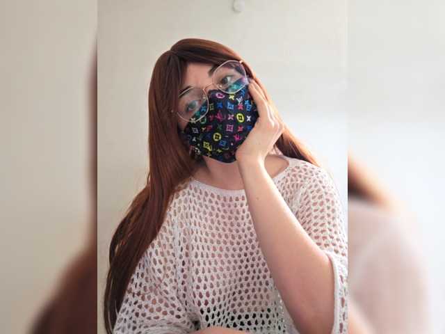 lynavave's BongaCams show and profile