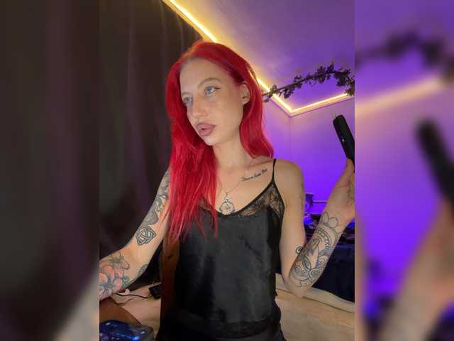 Alina666Mistress's BongaCams show and profile