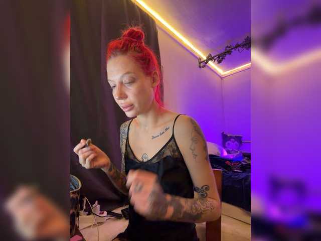 Alina666Mistress's BongaCams show and profile