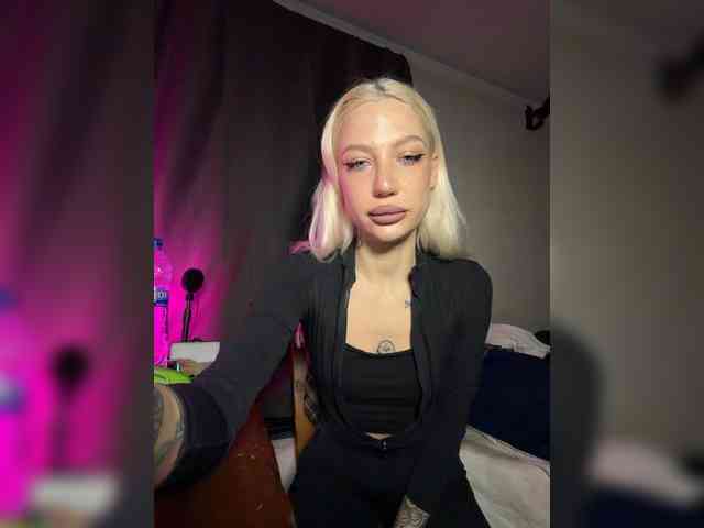 Alina666Mistress webcam