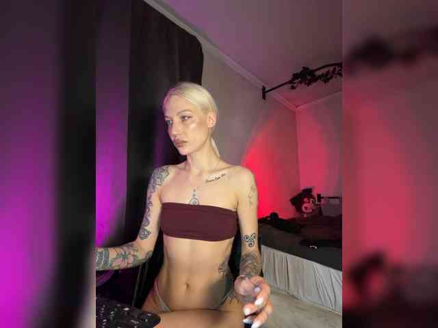 Alina666Mistress webcam