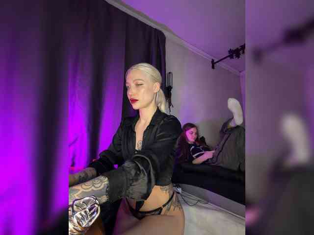 Alina666Mistress webcam