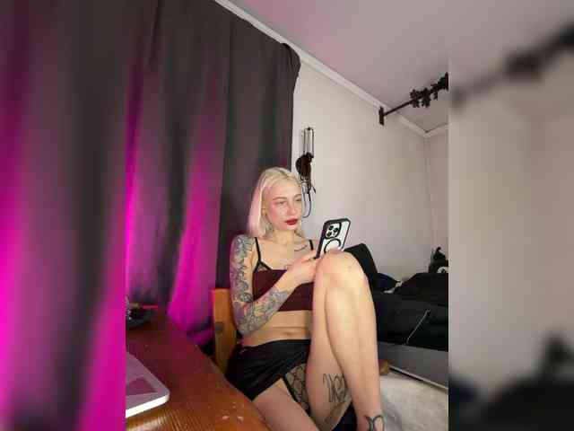 Alina666Mistress webcam