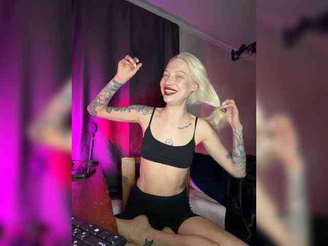 Alina666Mistress webcam