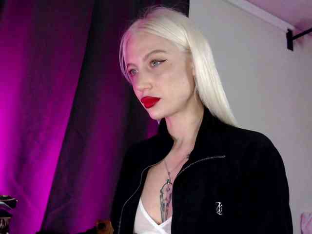 Alina666Mistress webcam