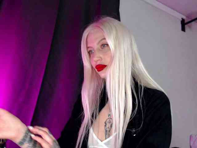 Alina666Mistress webcam