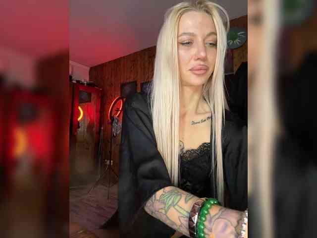 Alina666Mistress webcam