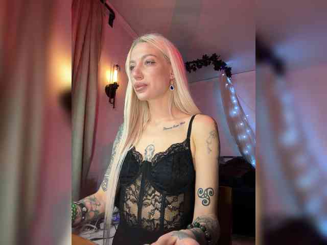 Alina666Mistress webcam