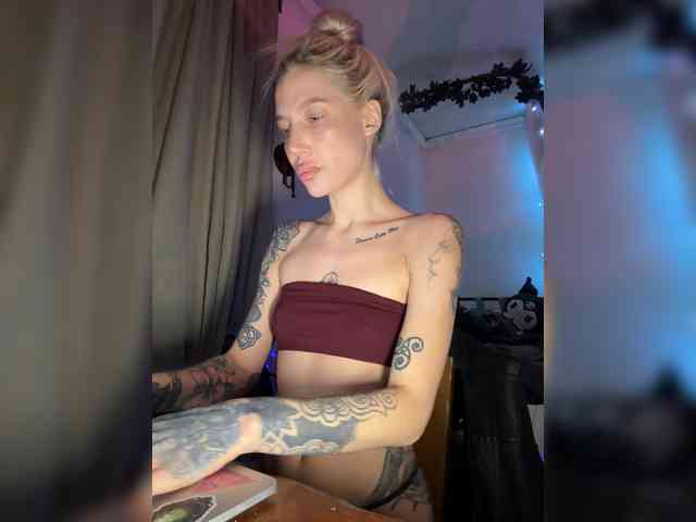 Alina666Mistress Live Webcam on BongaCams