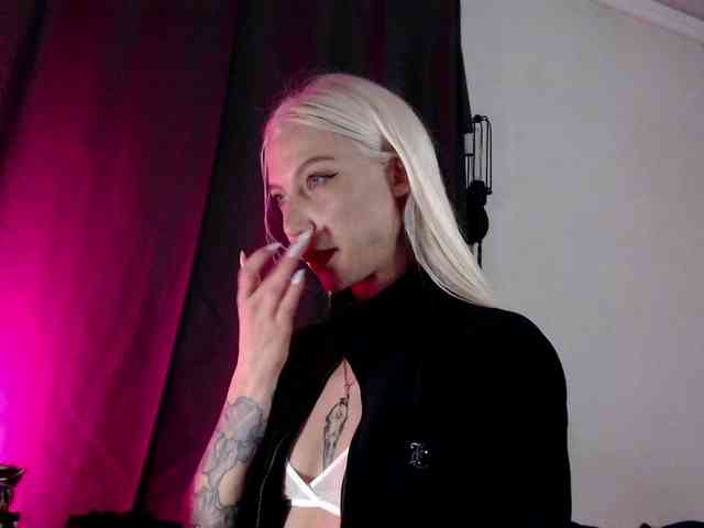 Alina666Mistress webcam