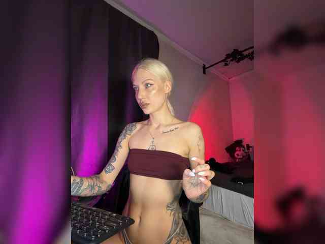 Alina666Mistress webcam