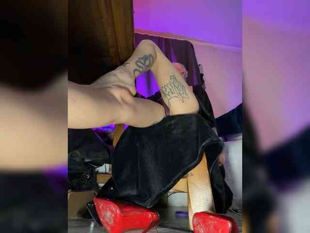 Alina666Mistress webcam