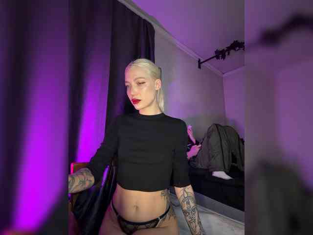 Alina666Mistress webcam