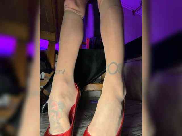 Alina666Mistress webcam