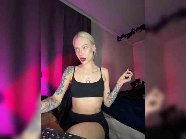 Alina666Mistress webcam