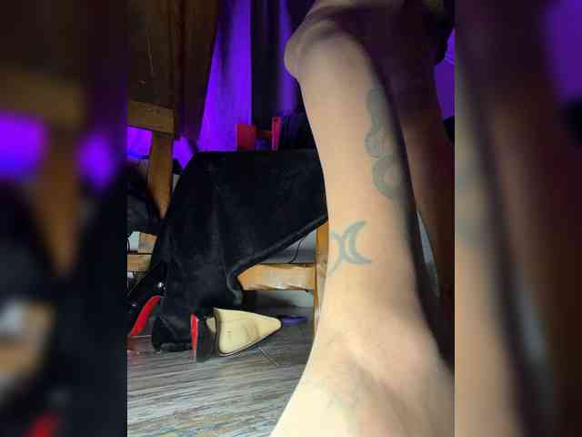 Alina666Mistress webcam