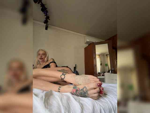 Alina666Mistress webcam