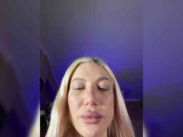 Alina666Mistress webcam