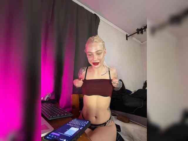 Alina666Mistress webcam