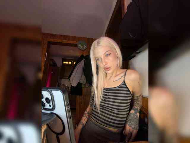 Alina666Mistress webcam