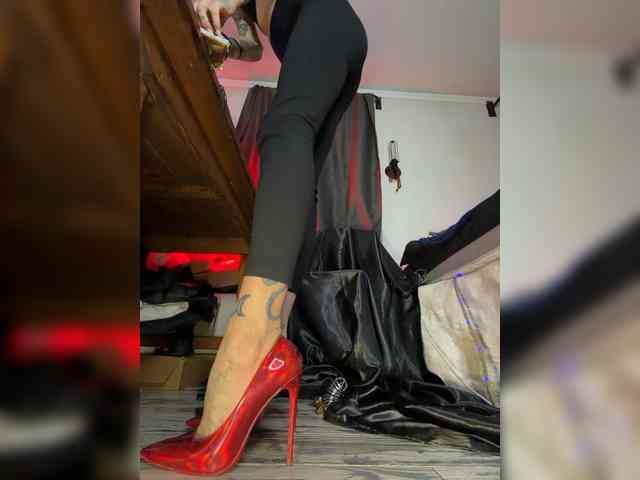 Alina666Mistress webcam