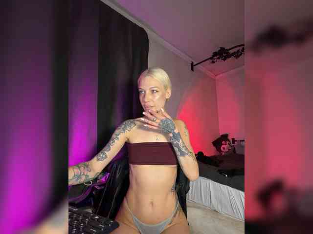 Alina666Mistress webcam