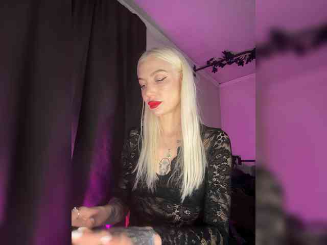 Alina666Mistress webcam