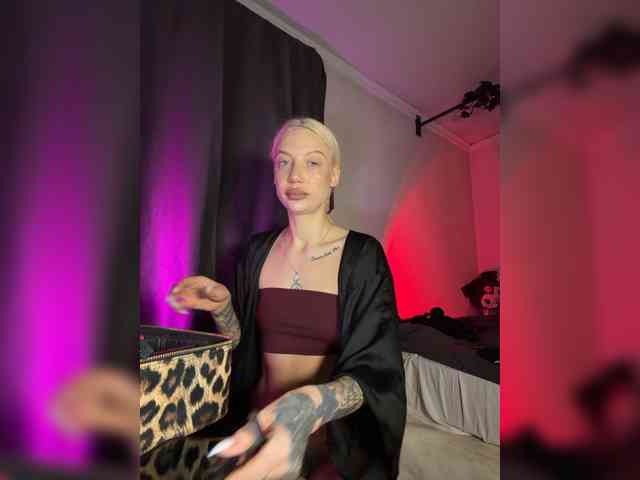 Alina666Mistress webcam