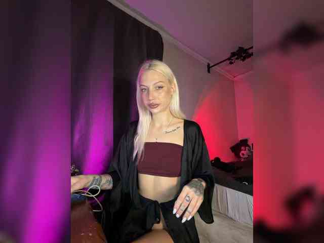 Alina666Mistress webcam