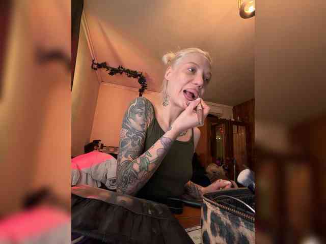 Alina666Mistress webcam