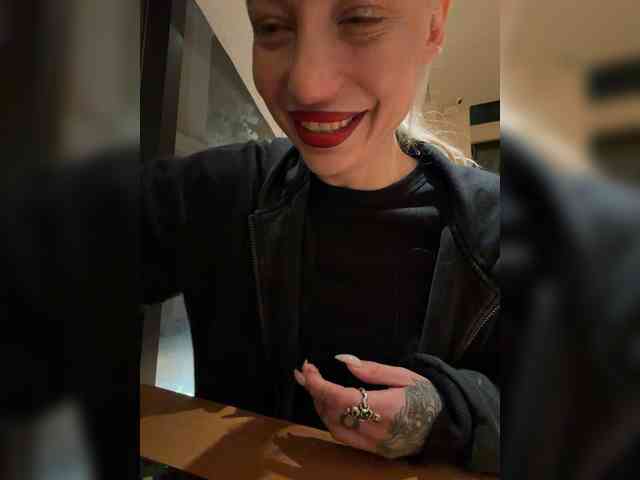 Alina666Mistress webcam