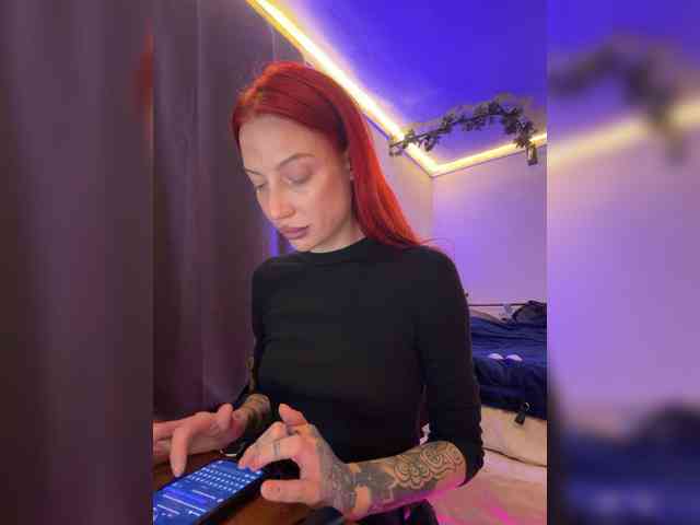 Alina666Mistress webcam