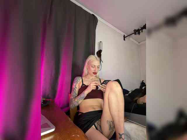 Alina666Mistress webcam