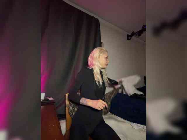 Alina666Mistress webcam