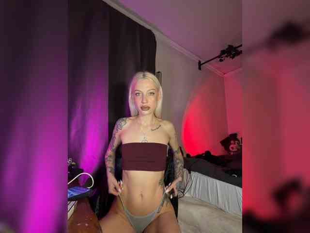 Alina666Mistress webcam